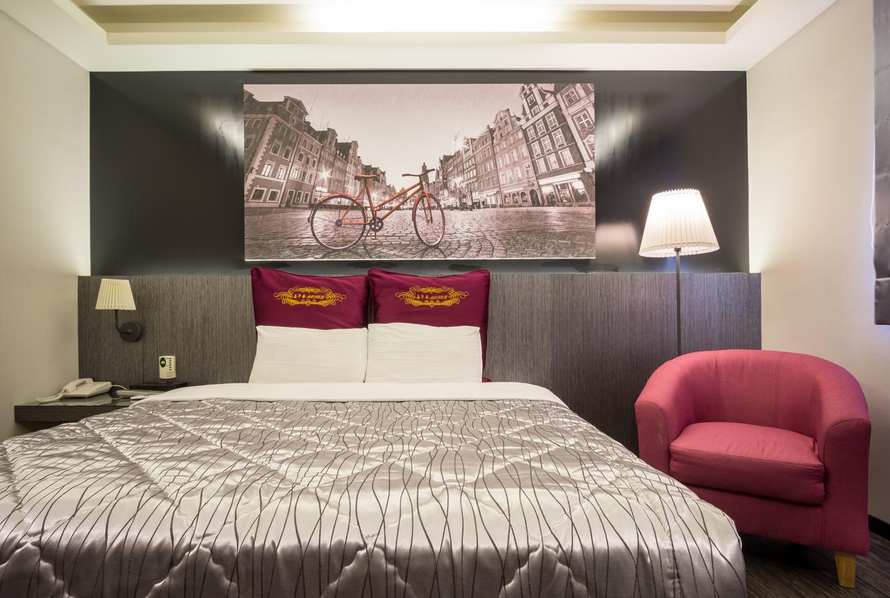 Carnival Motel Taipeh Exterior foto